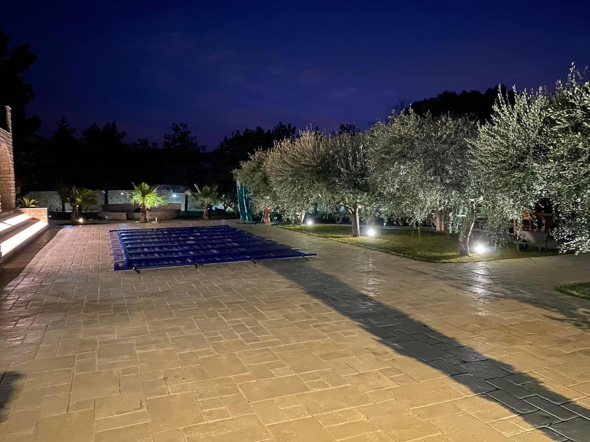 Villa Jalan Vrsi Ngoại thất bức ảnh